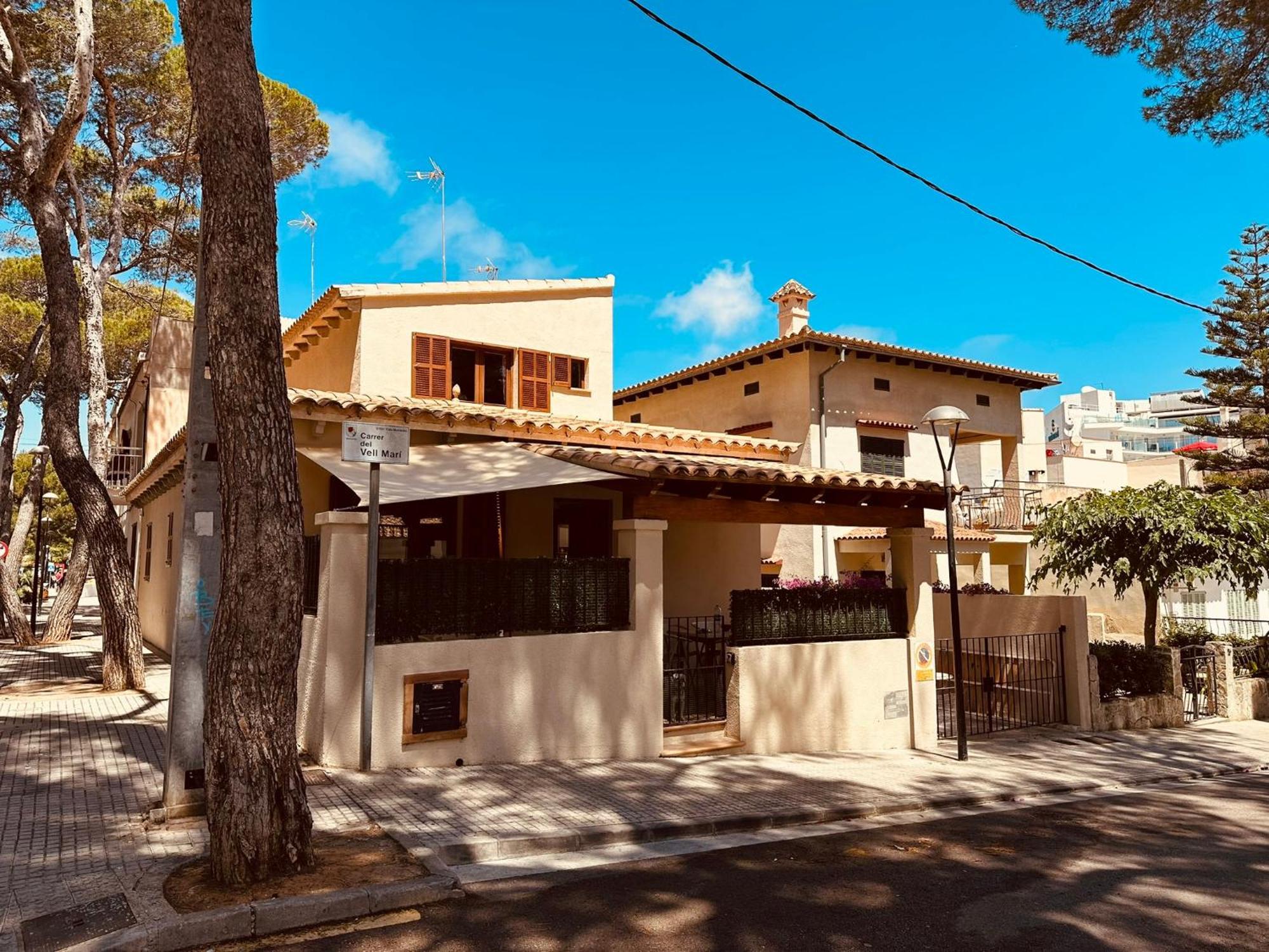 Mallorcasita *